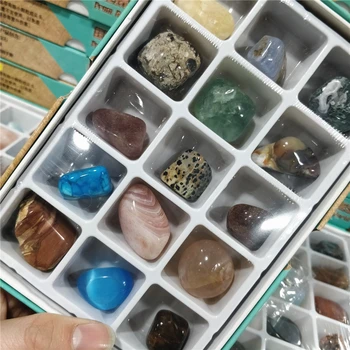 15 вида естествени скъпоценни камъни и груби, необработени минерали кварц Гладка търкаля камък кристали Проба за събиране подарък кутии За продажба